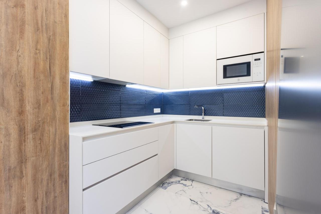 Cozy 1St Sea Line Apartment In The Quiet Area لوس كريستيانوس المظهر الخارجي الصورة